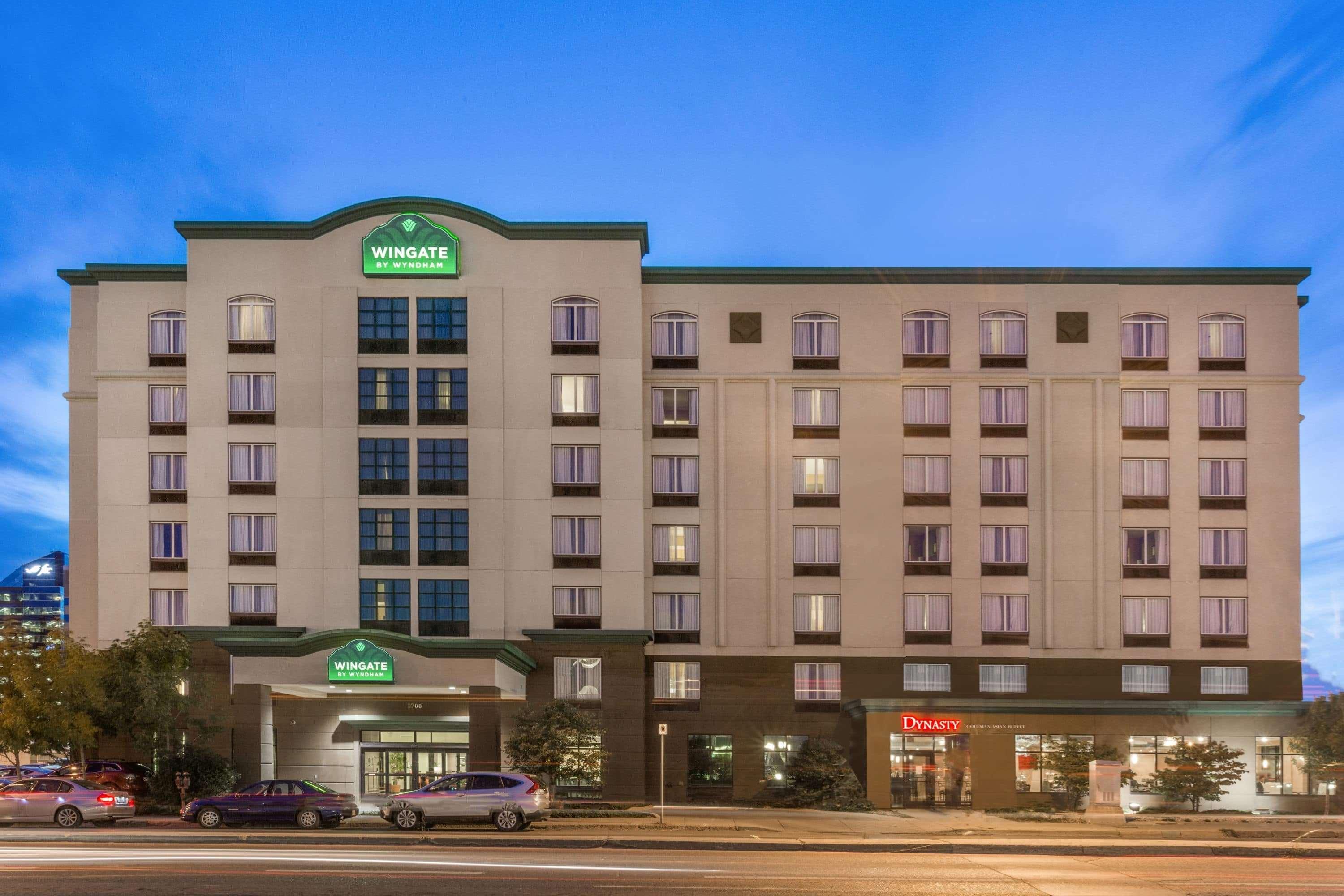 Hotel Wingate By Wyndham Regina Exterior foto